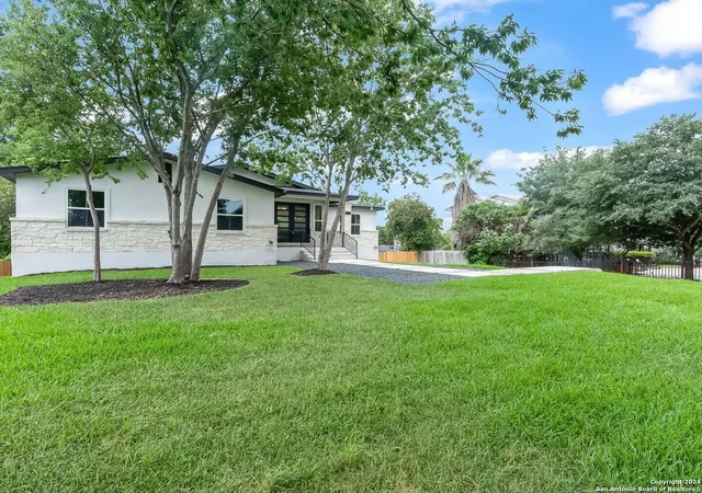 4th image of 630 E Sunshine Dr, San Antonio, TX 78228 | MLS# 1921102
