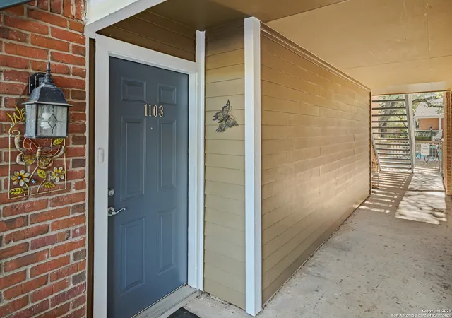 Photo 2 of Condo for sale at 13130 Blanco Rd #UNIT 1103, San Antonio, TX 78216 | MLS# 1921116 | Listing updated on 2025-11-17