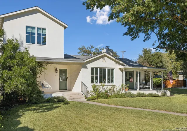 2nd image of 127 Larkwood Dr, San Antonio, TX 78209 | MLS# 1921131