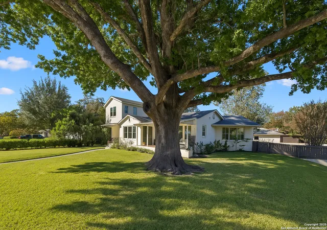 4th image of 127 Larkwood Dr, San Antonio, TX 78209 | MLS# 1921131