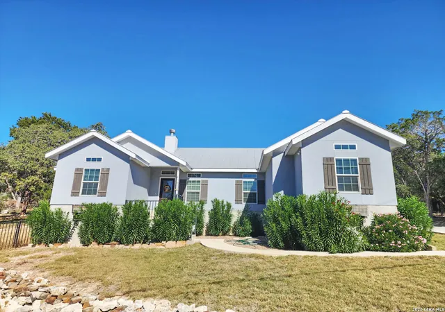 Photo 1 of Single family home for sale at 176 Brooklynn, Canyon Lake, TX 78133 | MLS# 1921194 | Listing updated on 2026-04-09