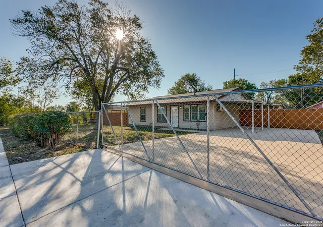 3rd image of 240 Dacus, San Antonio, TX 78211 | MLS# 1921225