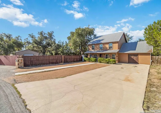 Photo 1 of Sale Pending at 1503 Lakeview, Canyon Lake, TX 78133 | MLS# 1921234 | Listing updated on 2026-03-26