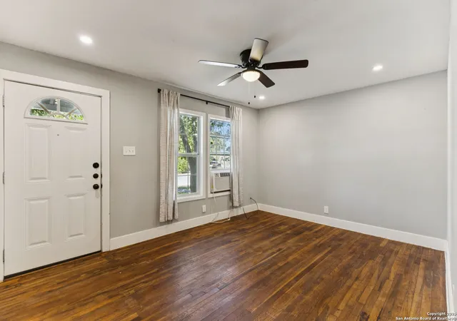 5th image of 1030/1032 Haynes, San Marcos, TX 78666 | MLS# 1921252