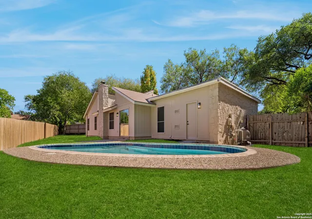 Photo 3 of Sale Pending at 13907 Briarmeadow St, San Antonio, TX 78217 | MLS# 1921266 | Listing updated on 2025-11-25
