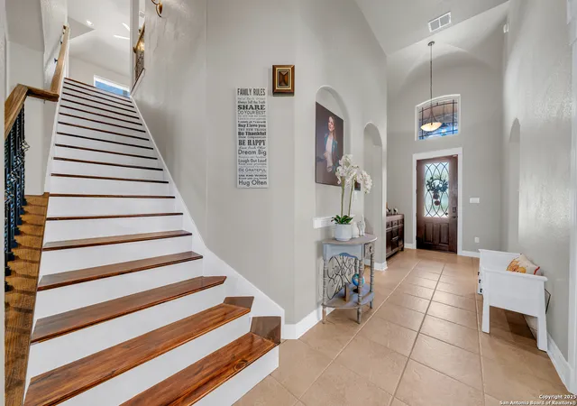 Photo 4 of Single family home for sale at 7634 Hays Hill, San Antonio, TX 78256 | MLS# 1921271 | Listing updated on 2026-02-02