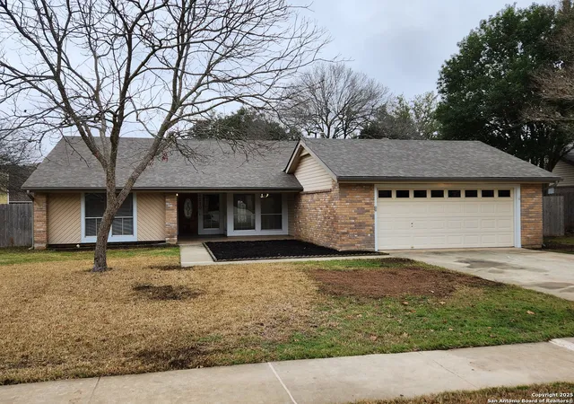 Photo 1 of Sale Pending at 8510 Athenian, Universal City, TX 78148 | MLS# 1921335 | Listing updated on 2025-12-30