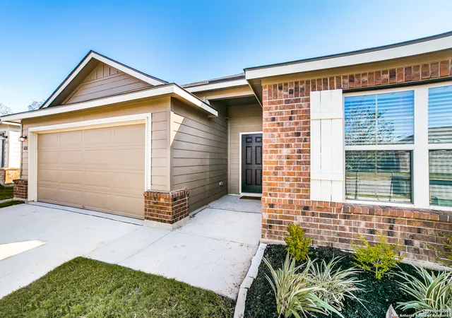 Photo 2 of Single family home for sale at 6826 Diamond, San Antonio, TX 78242 | MLS# 1921363 | Listing updated on 2026-01-18