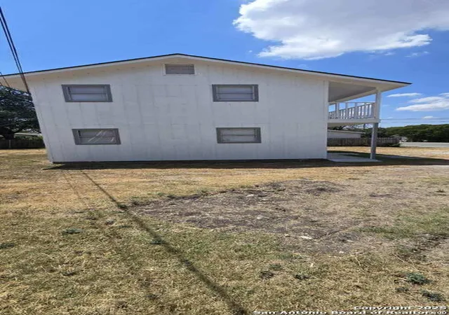 3rd image of 1040 Clower, San Antonio, TX 78201 | MLS# 1921419
