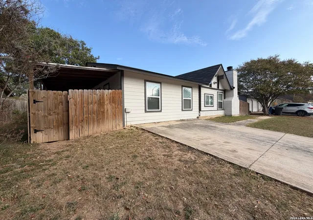 Photo 2 of Sale Pending at 9427 Valley Ridge, San Antonio, TX 78250 | MLS# 1921436 | Listing updated on 2026-05-04