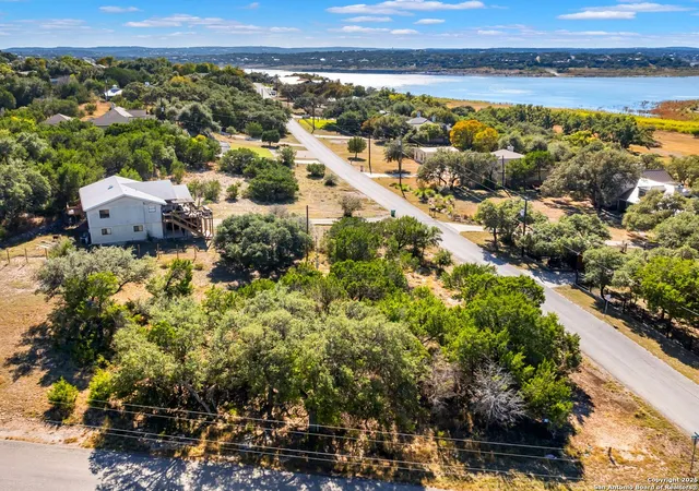 Homes for sale in Canyon Lake, TX | 826 Lake Island, Canyon Lake, TX 78133 | MLS# 1921437