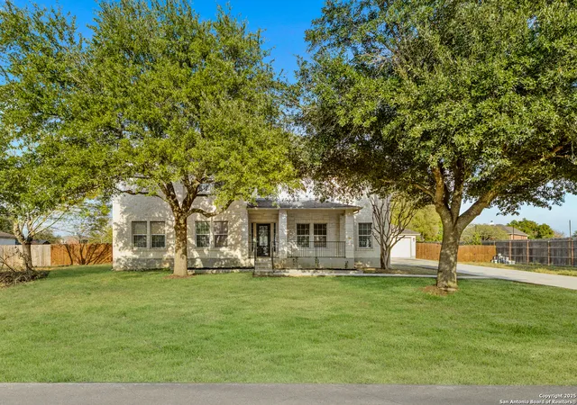 3rd image of 600 Bella Vista Circle, Kyle, TX 78640 | MLS# 1921449