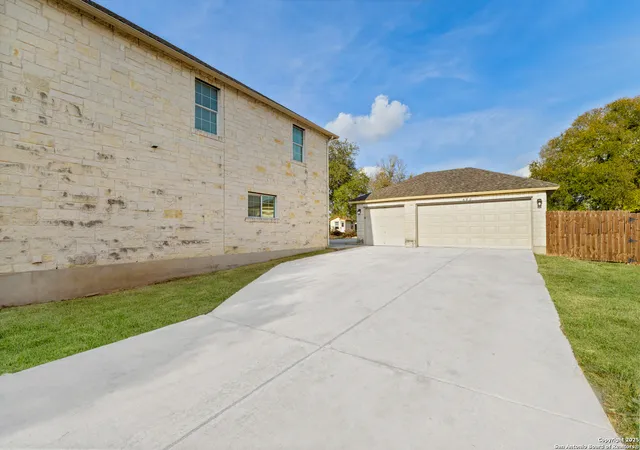 5th image of 600 Bella Vista Circle, Kyle, TX 78640 | MLS# 1921449