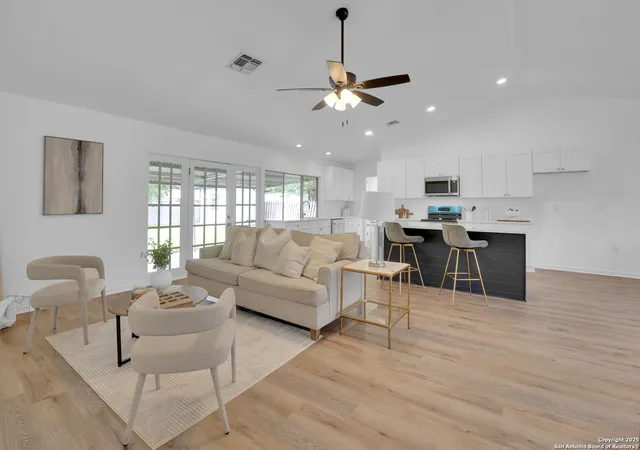 Photo 3 of Sale Pending at 5206 Las Campanas, San Antonio, TX 78233 | MLS# 1921484 | Listing updated on 2026-01-15
