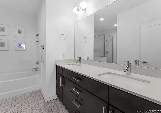 Photo 3 of Condo for sale at 2800 Treble #832, Austin, TX 78704 | MLS# 1921495 | Listing updated on 2026-01-01