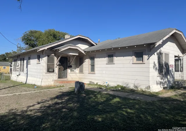 Photo 2 of Multi family home for sale at 1101 1103 Bailey Ave, San Antonio, TX 78210 | MLS# 1921508 | Listing updated on 2025-11-18