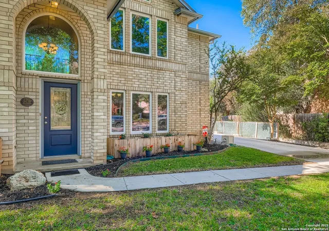 Photo 3 of Sale Pending at 3414 Driftwood Pass, San Antonio, TX 78247 | MLS# 1921573 | Listing updated on 2025-12-14