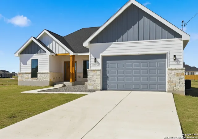 Photo 2 of Sale Pending at 16935 Rancho Escondido, Atascosa, TX 78002 | MLS# 1921617 | Listing updated on 2026-02-05