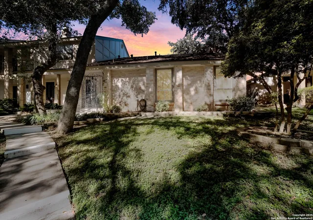 Photo 3 of Sale Pending at 11303 Vance Jackson #K1, San Antonio, TX 78230 | MLS# 1921630 | Listing updated on 2026-05-13
