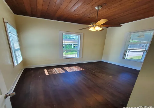 2nd image of 707 W Craig, San Antonio, TX 78212 | MLS# 1921652