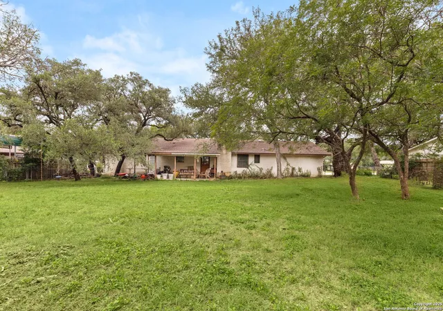 15th image of 517 Oakwood, New Braunfels, TX 78130 | MLS# 1921672