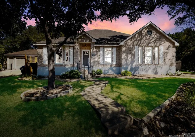 Photo 2 of Sale Pending at 1010 Verde Vista, San Antonio, TX 78216 | MLS# 1921675 | Listing updated on 2025-11-23