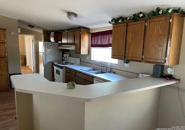 Photo 3 of Sale Pending at 343 Batey Rd, Seguin, TX 78155 | MLS# 1921713 | Listing updated on 2025-12-11