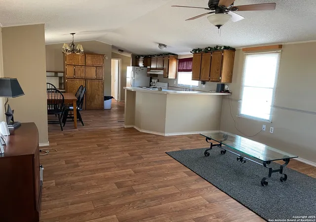 Photo 4 of Sale Pending at 343 Batey Rd, Seguin, TX 78155 | MLS# 1921713 | Listing updated on 2025-12-11