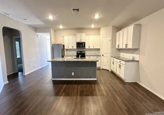 2nd image of 8211 Falcon, Converse, TX 78109 | MLS# 1921720