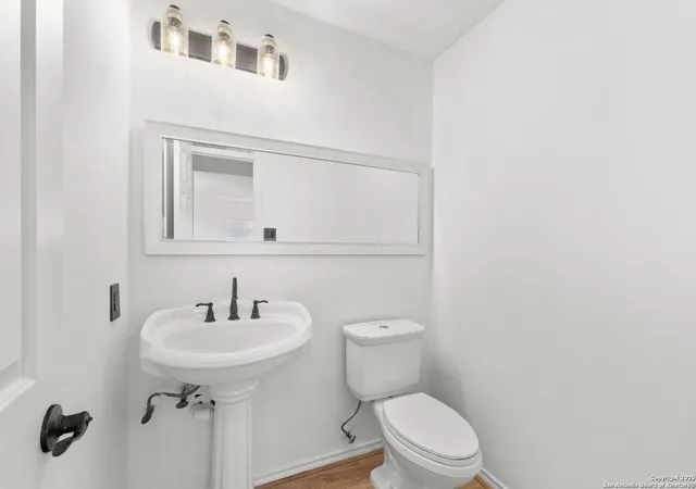 Photo 4 of Single family home for sale at 4210 Knollbluff, San Antonio, TX 78247 | MLS# 1921724 | Listing updated on 2026-07-26