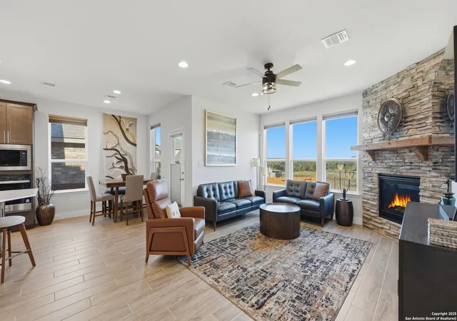 5th image of 820 Silverberry, New Braunfels, TX 78132 | MLS# 1921731