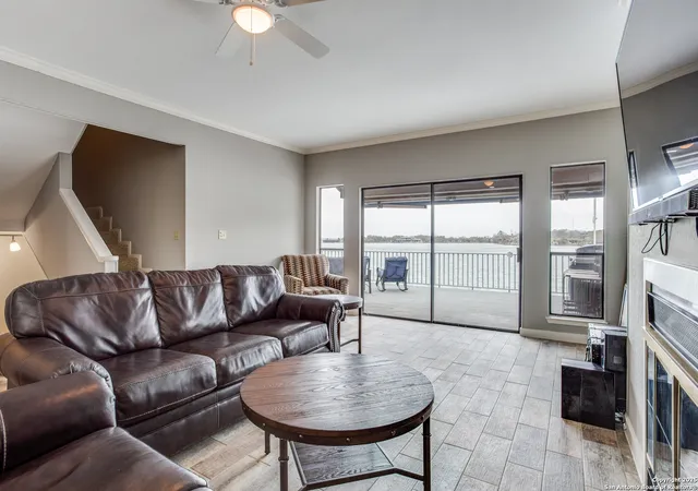 5th image of 525 Horseshoe Bay North #525, Horseshoe Bay, TX 78657 | MLS# 1921775