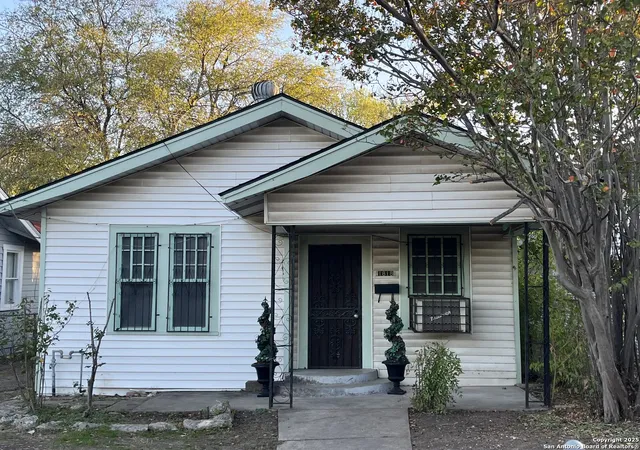 3rd image of 1818 Woodlawn, San Antonio, TX 78201 | MLS# 1921801