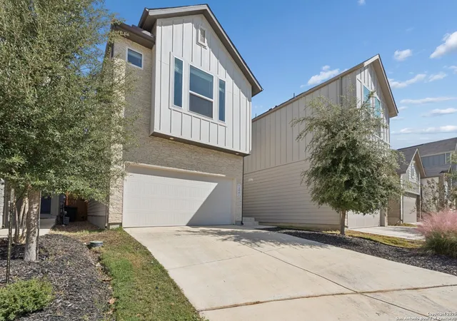 Photo 2 of Sale Pending at 14842 Maverick, San Antonio, TX 78217 | MLS# 1921839 | Listing updated on 2026-01-20