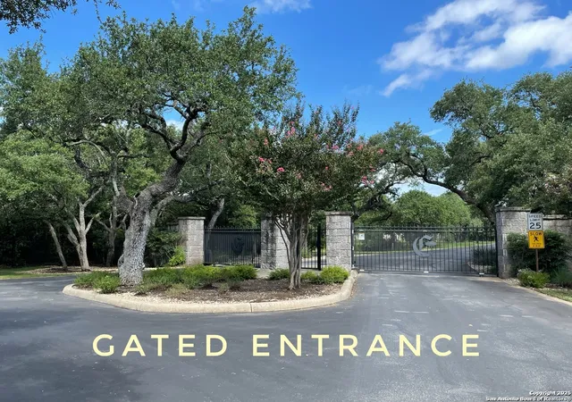Photo 3 of Sale Pending at 23107 Angostura Blvd, San Antonio, TX 78261 | MLS# 1921853 | Listing updated on 2026-03-03