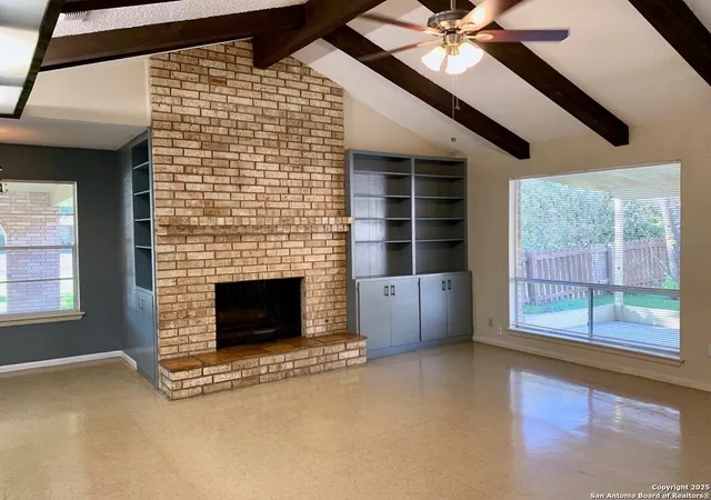 Photo 1 of Sale Pending at 112 Travertine Ln, San Antonio, TX 78213 | MLS# 1921993 | Listing updated on 2025-11-25