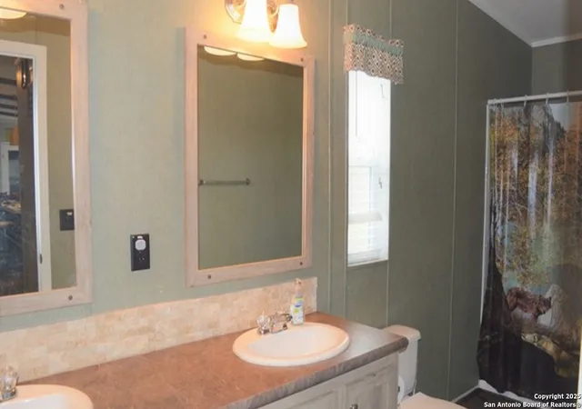 Photo 4 of Manufactured home for sale at 5570 Blackhill, Floresville, TX 78114 | MLS# 1921997 | Listing updated on 2025-11-21