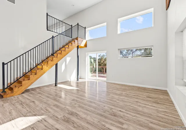 Photo 1 of Single family home for sale at 1226 Whispering Hills, Canyon Lake, TX 78133 | MLS# 1922073 | Listing updated on 2025-11-22