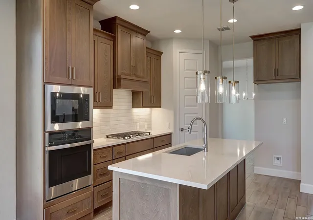 Photo 4 of Sale Pending at 231 Haby Hollow, San Antonio, TX 78253 | MLS# 1922085 | Listing updated on 2026-09-04
