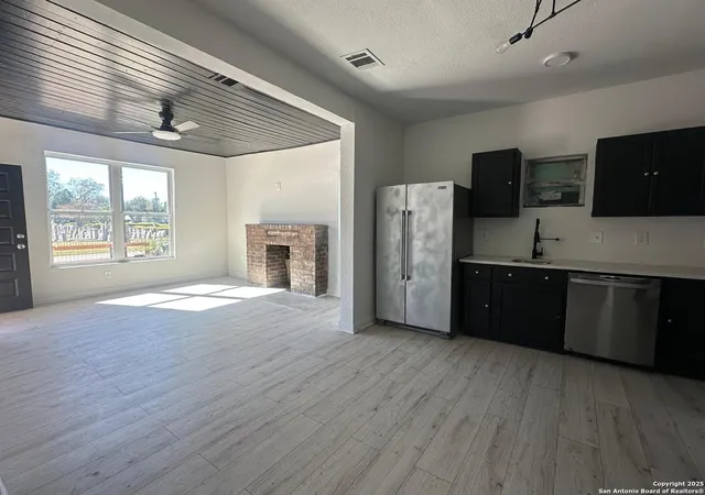 Homes for sale in San Antonio, TX | 1431 Crockett, San Antonio, TX 78202 | MLS# 1922130