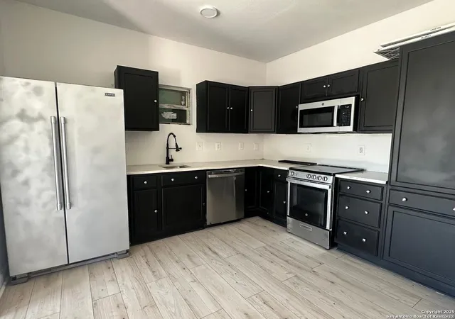 Homes for sale in San Antonio, TX | 1431 Crockett, San Antonio, TX 78202 | MLS# 1922130