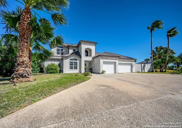 Photo 1 of Sale Pending at 1 Spoonbill, Rockport, TX 78382 | MLS# 1922174 | Listing updated on 2026-03-05