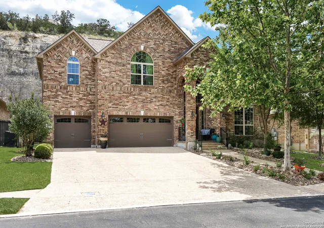 Photo 3 of Single family home for sale at 16958 Sonoma Ridge, San Antonio, TX 78255 | MLS# 1922185 | Listing updated on 2025-11-22