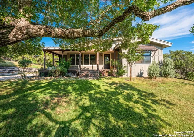 Photo 3 of Sale Pending at 160 Enchanted Valley Rd, Kerrville, TX 78028 | MLS# 1922205 | Listing updated on 2026-02-16