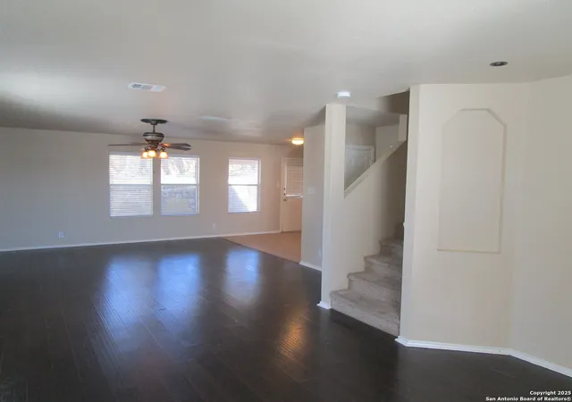 Photo 3 of Sale Pending at 3531 Longhorn Crk, San Antonio, TX 78261 | MLS# 1922223 | Listing updated on 2026-01-13