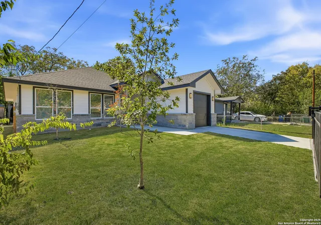 Photo 3 of Sale Pending at 918 Berlin Ave, San Antonio, TX 78211 | MLS# 1922266 | Listing updated on 2025-12-12