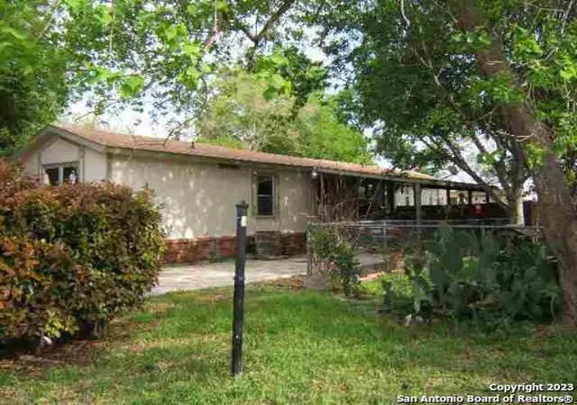Photo 2 of Sale Pending at 5506 Elkhunter, San Antonio, TX 78222 | MLS# 1922322 | Listing updated on 2026-03-10