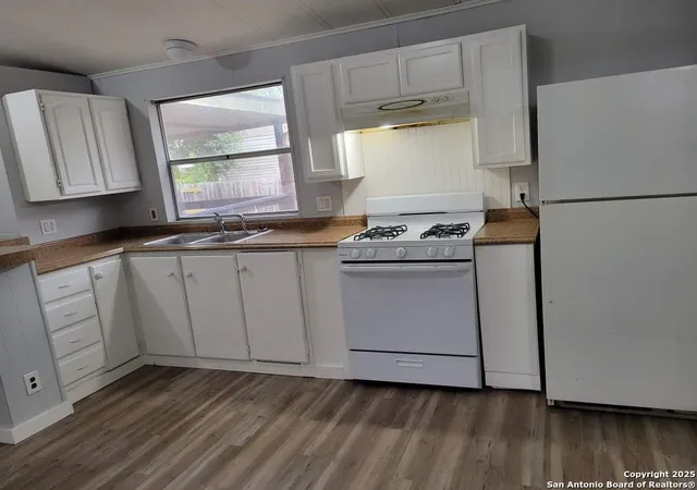 Photo 3 of Sale Pending at 5506 Elkhunter, San Antonio, TX 78222 | MLS# 1922322 | Listing updated on 2026-03-10
