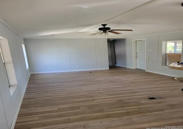 Photo 4 of Sale Pending at 5506 Elkhunter, San Antonio, TX 78222 | MLS# 1922322 | Listing updated on 2026-03-10
