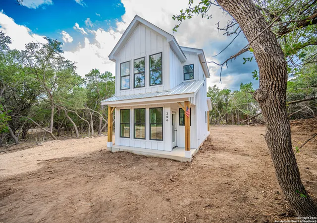 2nd image of 206 Timberline, Bandera, TX 78003 | MLS# 1922341